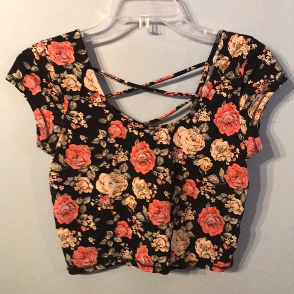Floral Crop top - Picture 4 of 5